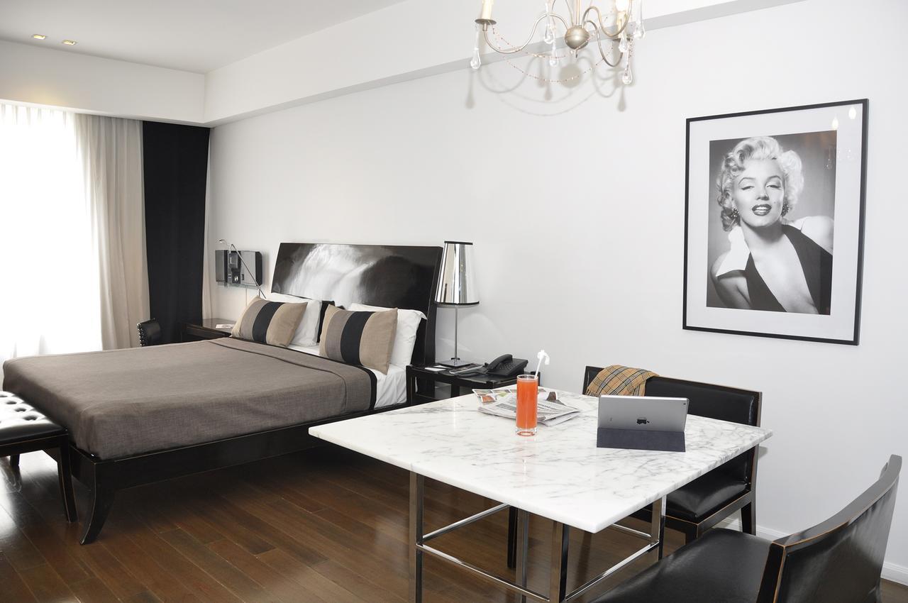Broadway & Hotel 4*